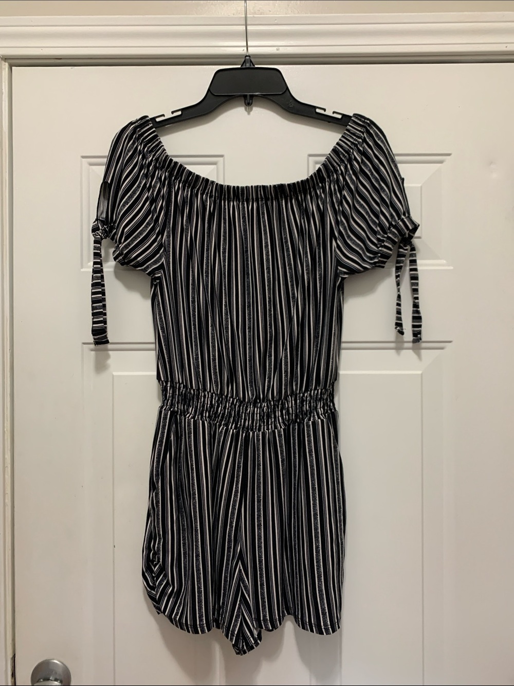 4/$10 Derek Heart black and white striped romper size large